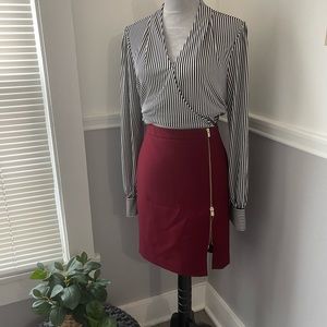 Talbots Maroon Wine Skirt With Gold Side Zipper